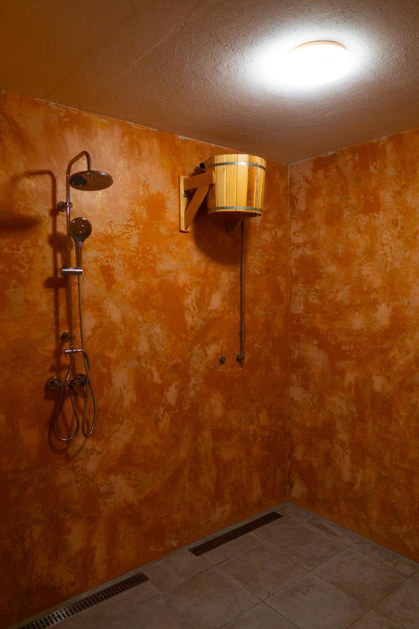 Wellness Hotel - Viktorka, Herecky Dum Ceska Skalice Luaran gambar