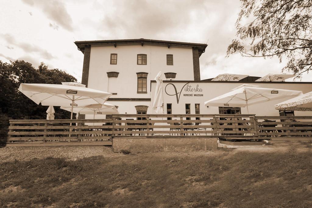 Wellness Hotel - Viktorka, Herecky Dum Ceska Skalice Luaran gambar